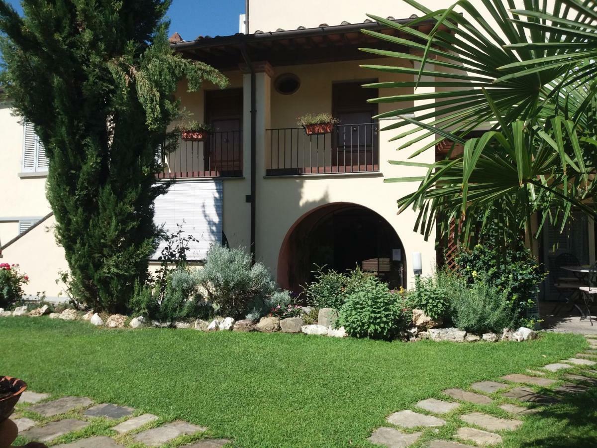 Residence Le Gagli Arde Arezzo Exterior photo